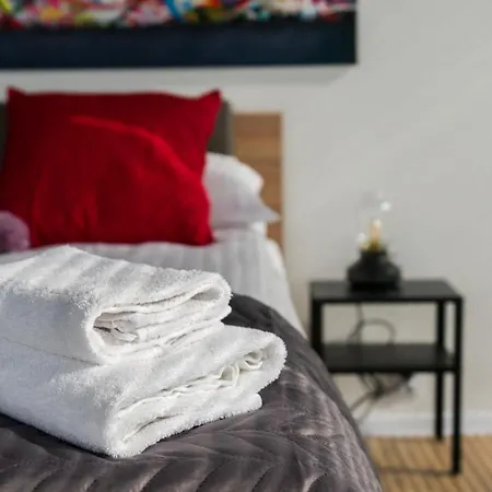 Apartment Ziebicka 2 *